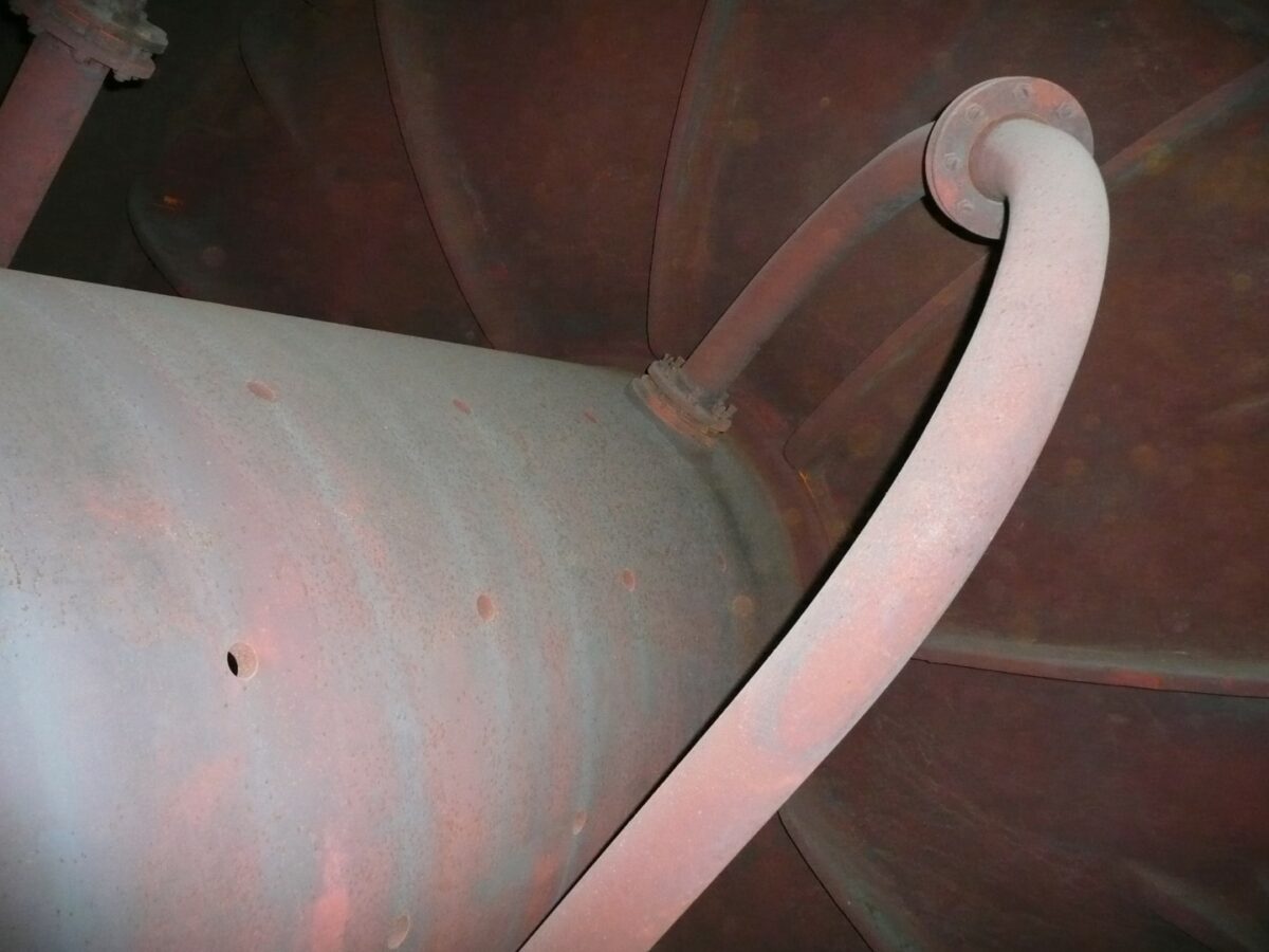 J25-82